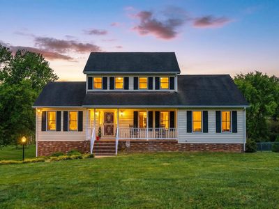 212 Windermere Dr