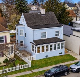 287 Crooks Ave