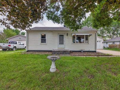 327 2nd St