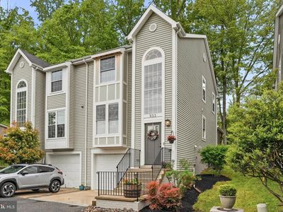 933 Forest Hills Ave