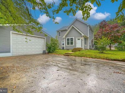 1200 Clagett Dr