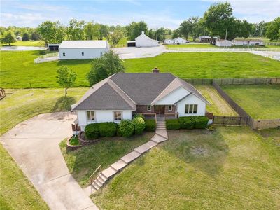 1008 NE Remington Ct