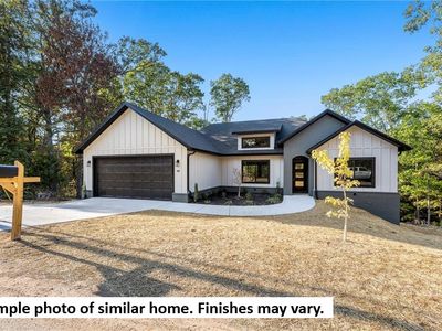 7 Wetheral Ln