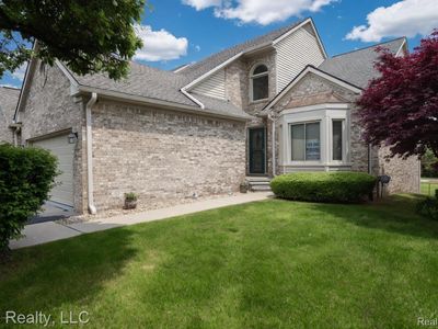 45317 Stonehedge Dr