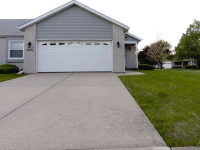 Property at 607 Flanagan Dr Unit B, Minooka, IL