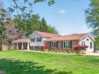 10037 Cobbler View Dr