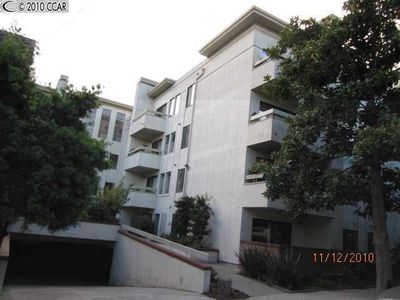 389 Belmont St APT 110