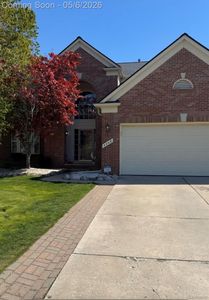 4748 Sherwood Cir