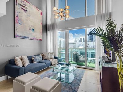 41 SE 5th St APT 1608