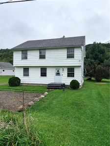 4906 Meads Creek Rd