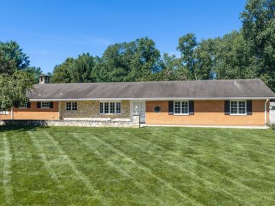 3105 N Whitetree Cir