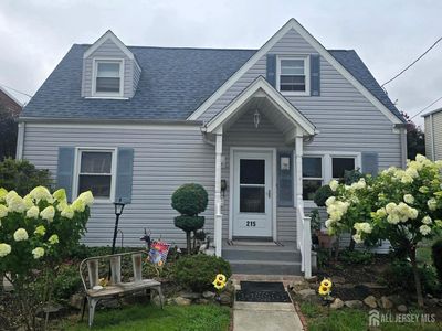 215 Sherry St