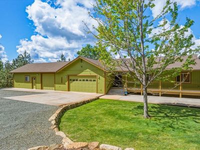 14038 Green Haven Ln