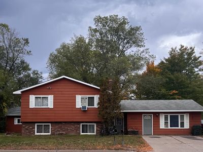 1103 Mill Ave