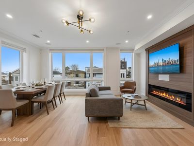 183 Zabriskie St Unit 3