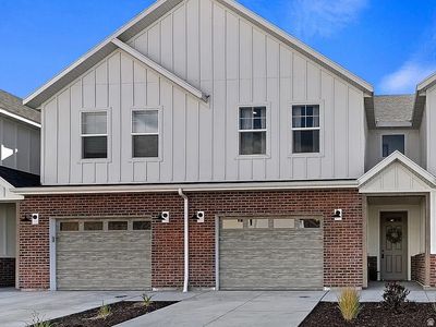 449 W 490 N #144
