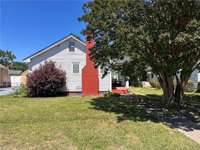 Property at 376 Sampson Ave, Hampton, VA