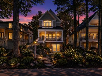 6 Lake Avenue