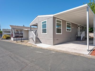 660 Leslie Street #26