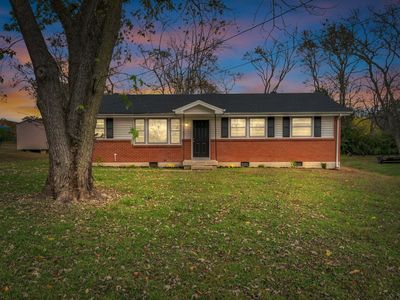 Property at 375 Austin Park Dr, Gallatin, TN