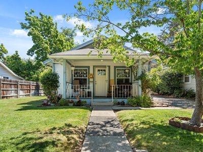 19 Vancouver Ave