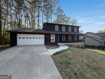 Property at 300 Martingale Dr, Peachtree City, GA