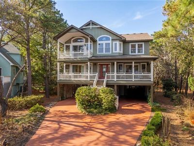 1277 N Lake Ct