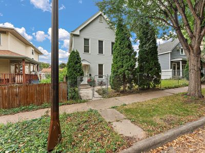 601 Sims Ave