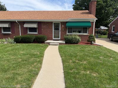 9918 Farmington Rd