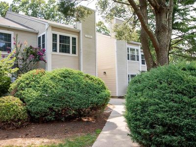4 Pheasant Meadow Dr #4