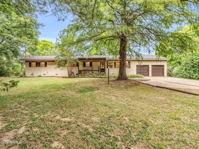 105 Bridle Path