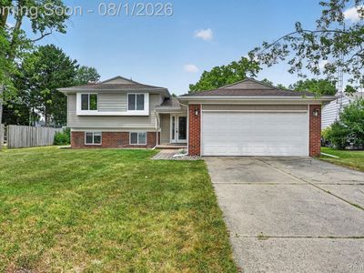 5090 Spinning Wheel Dr