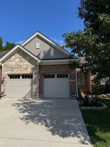 1026 Horseshoe Falls Dr