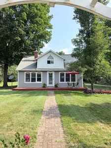 2620 Middle Lake Rd