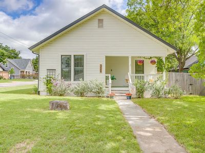 322 W Russell St
