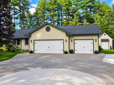 Property at 7426 Wiczer Dr, Whitehall, MI