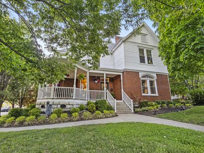 342 N Main St