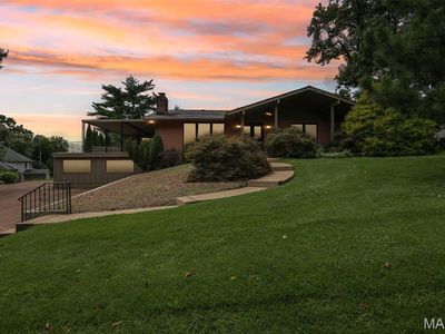 763 Questover Ln