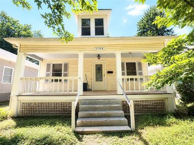 1104 S Sneed Ave