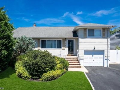44 Lorrie Ln