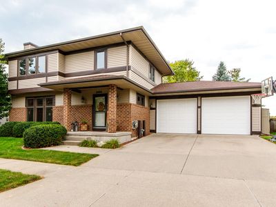 2406 Camden Dr