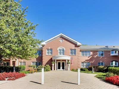 1234 Depot St Unit 208