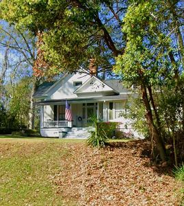 Property at 436 N Adams St, Quincy, FL
