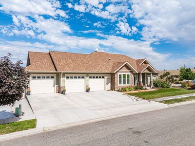 493 Vista Dr