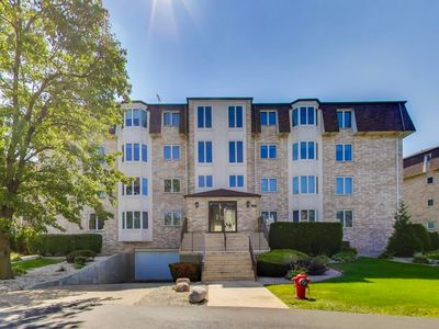 3640 186th St APT 204