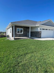 827 Vineyard Dr