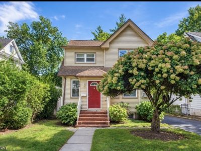 225 Elm Ave