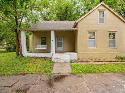 Property at 318 S 5th St, Manhattan, KS