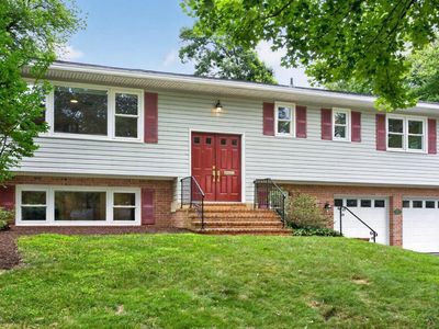 1933 Relda Ct