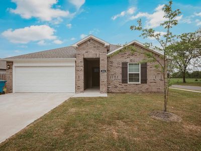806 Comanche Dr
